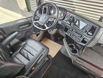 Scania S770 V8 / 6X4 / FULL AIR / RETARDER /